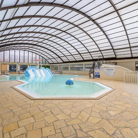 La Croix Du Vieux Pont Berny-Riviere