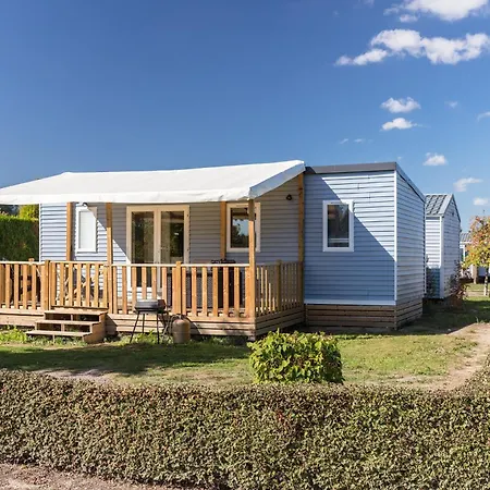 La Croix Du Vieux Pont *