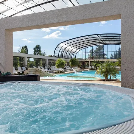 Kemping La Croix Du Vieux Pont *