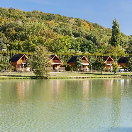 Kemping La Croix Du Vieux Pont Berny-Riviere