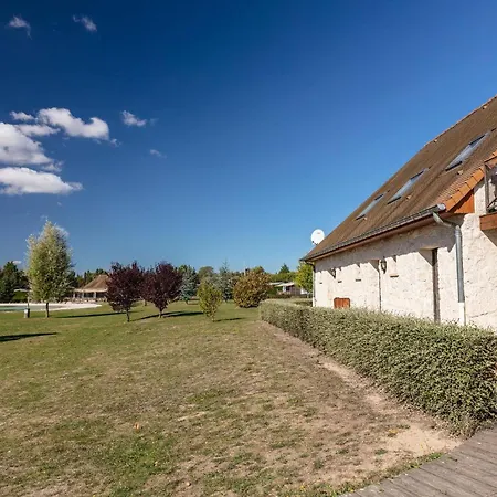 Kemping La Croix Du Vieux Pont